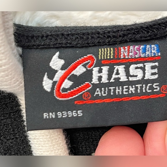 NWT legendary #48 Jimmie Johnson black & white toboggan & scarf bundle - Picture 5 of 5